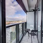 Aleda Tower, 14 Floor, Balkon