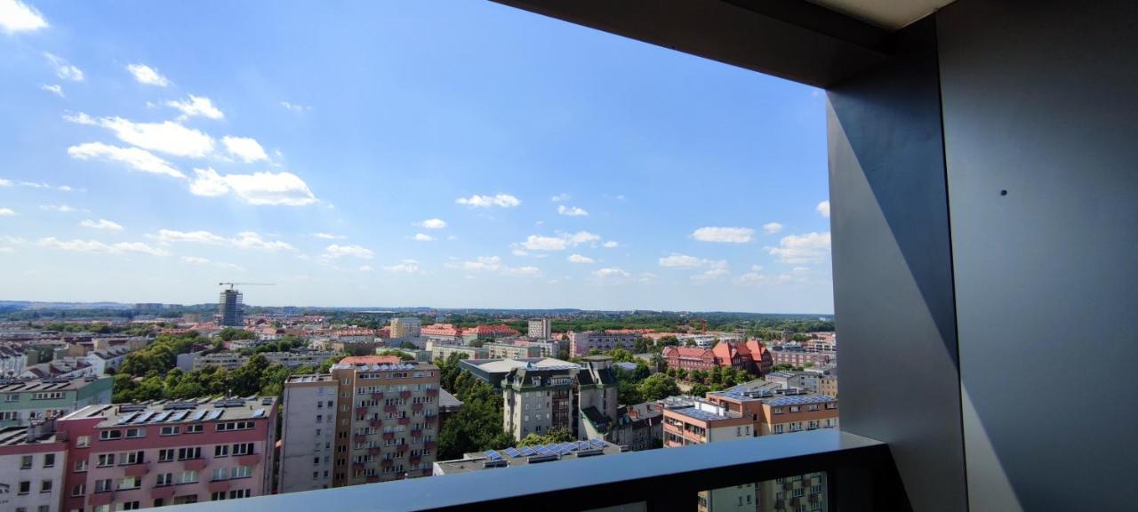 Aleda Tower, 14 Floor, Balkon Apartment *